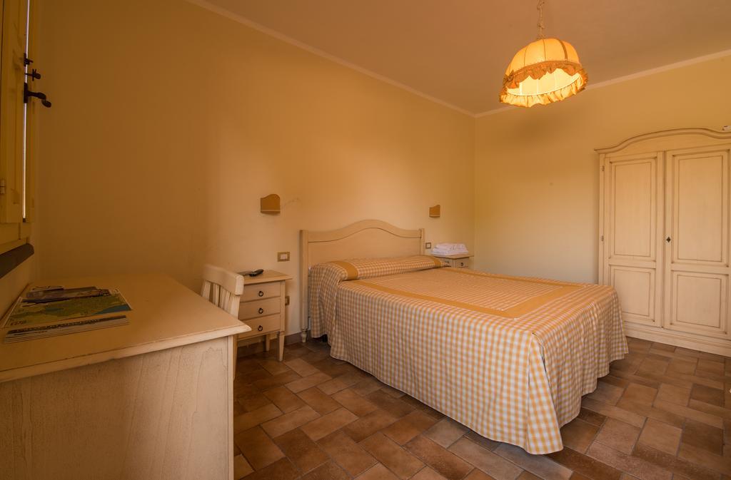 B&B Corte Degli Struzzi Pescia Romana Zewnętrze zdjęcie